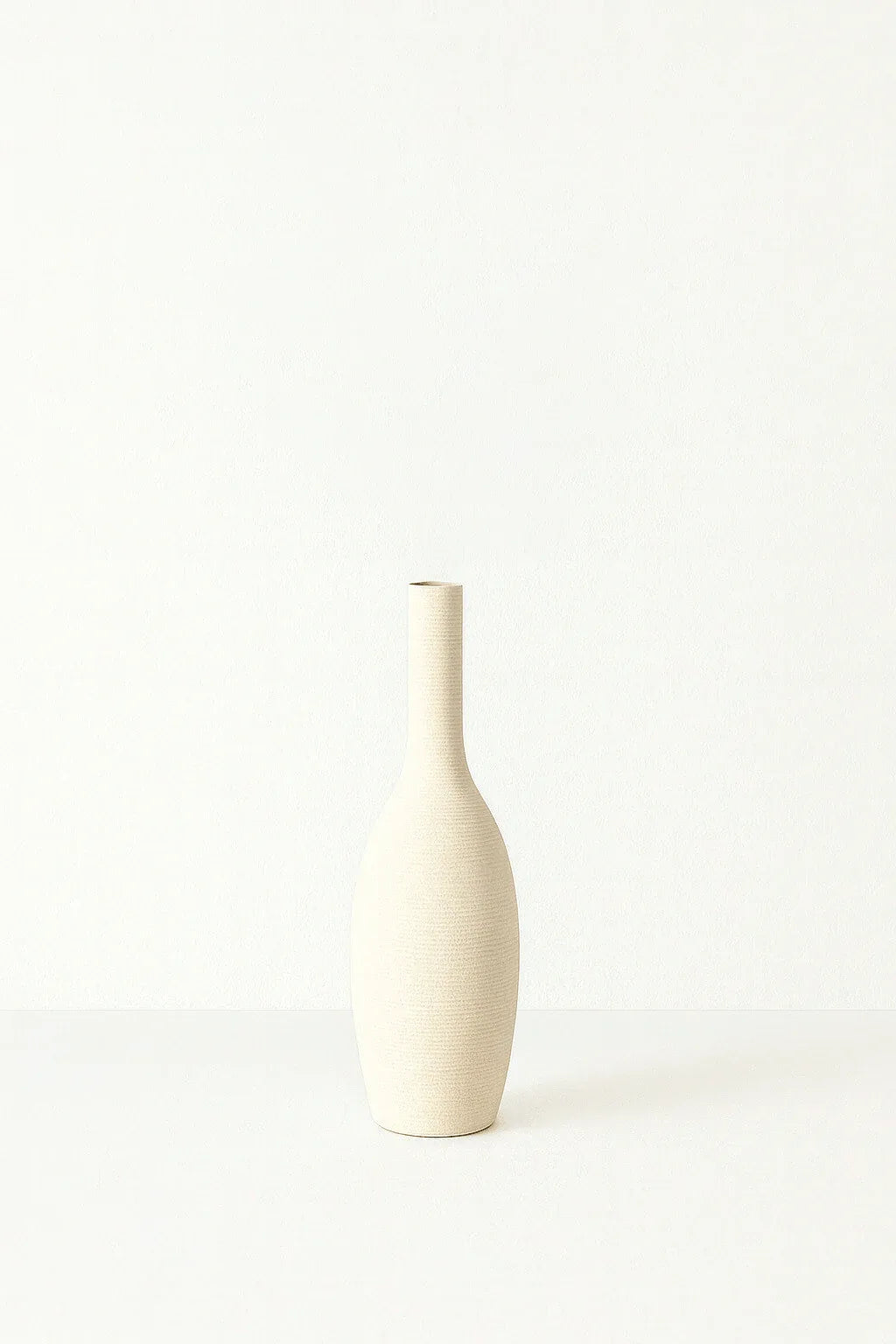 Jarrón Decorativo de Cerámica con Diseño Minimalista - KB Home