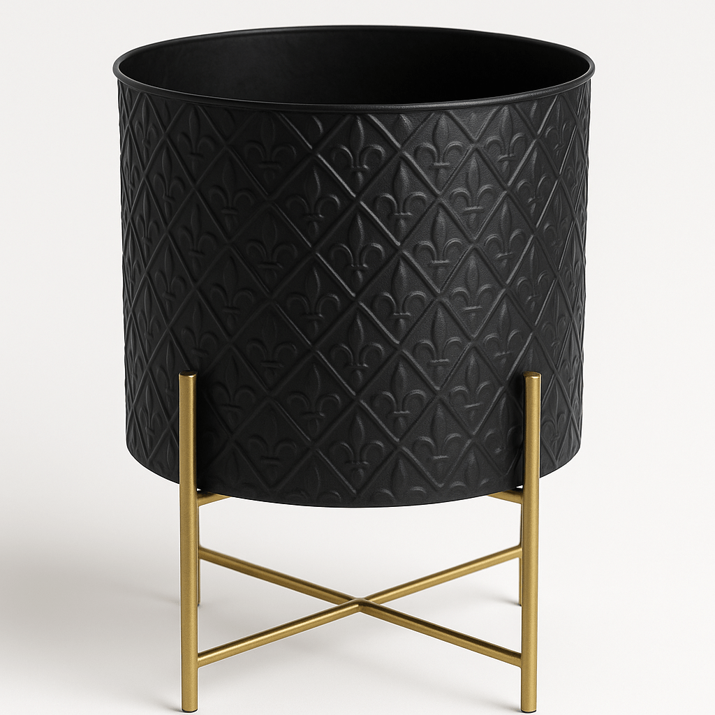 Macetero Negro con Relieve y Base Dorada - KB Home