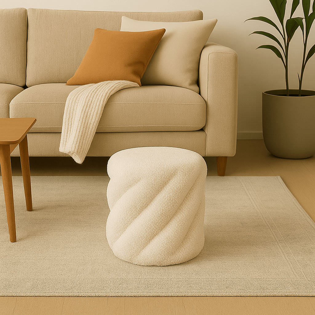 Puff Bouclé Beige con Diseño Espiral - KB Home