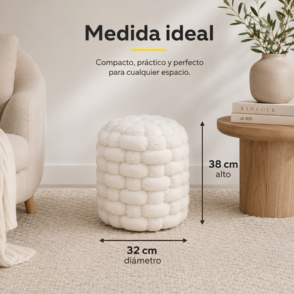 Puff Bouclé Tejido en Relieve – Color Crudo 38x32 cm
