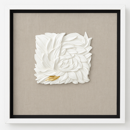 Cuadro Decorativo en Relieve Blanco con Detalle Dorado – Arte Moderno con Marco Blanco