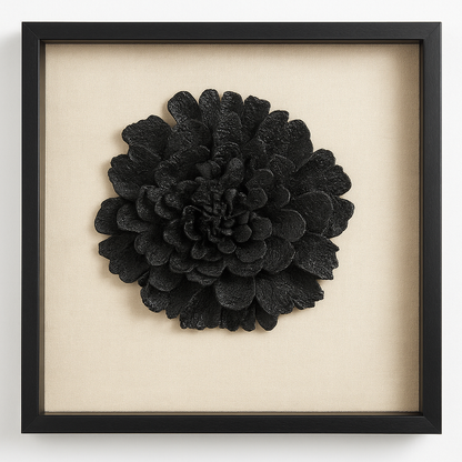 Cuadro Decorativo en Relieve con Flor Negra – Elegancia Moderna con Marco Negro