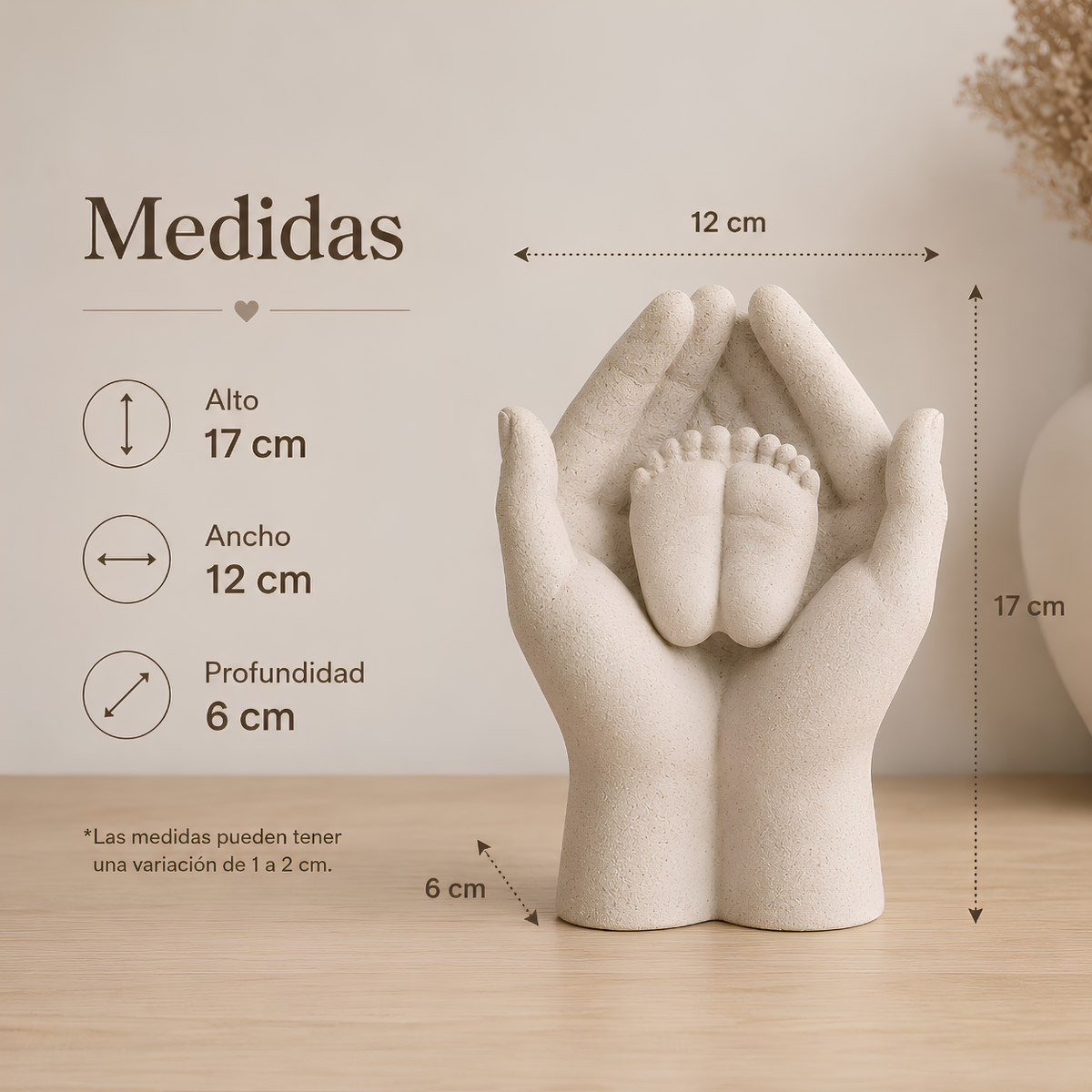 Escultura Decorativa Manos con Pies de Guagua Bebé 17x12 cm – Resina Blanco Marfil