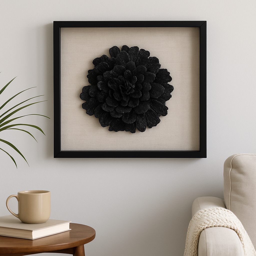 Cuadro Decorativo en Relieve con Flor Negra – Elegancia Moderna con Marco Negro