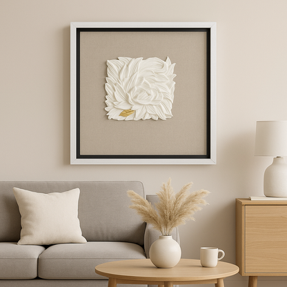 Cuadro Decorativo en Relieve Blanco con Detalle Dorado – Arte Moderno con Marco Blanco