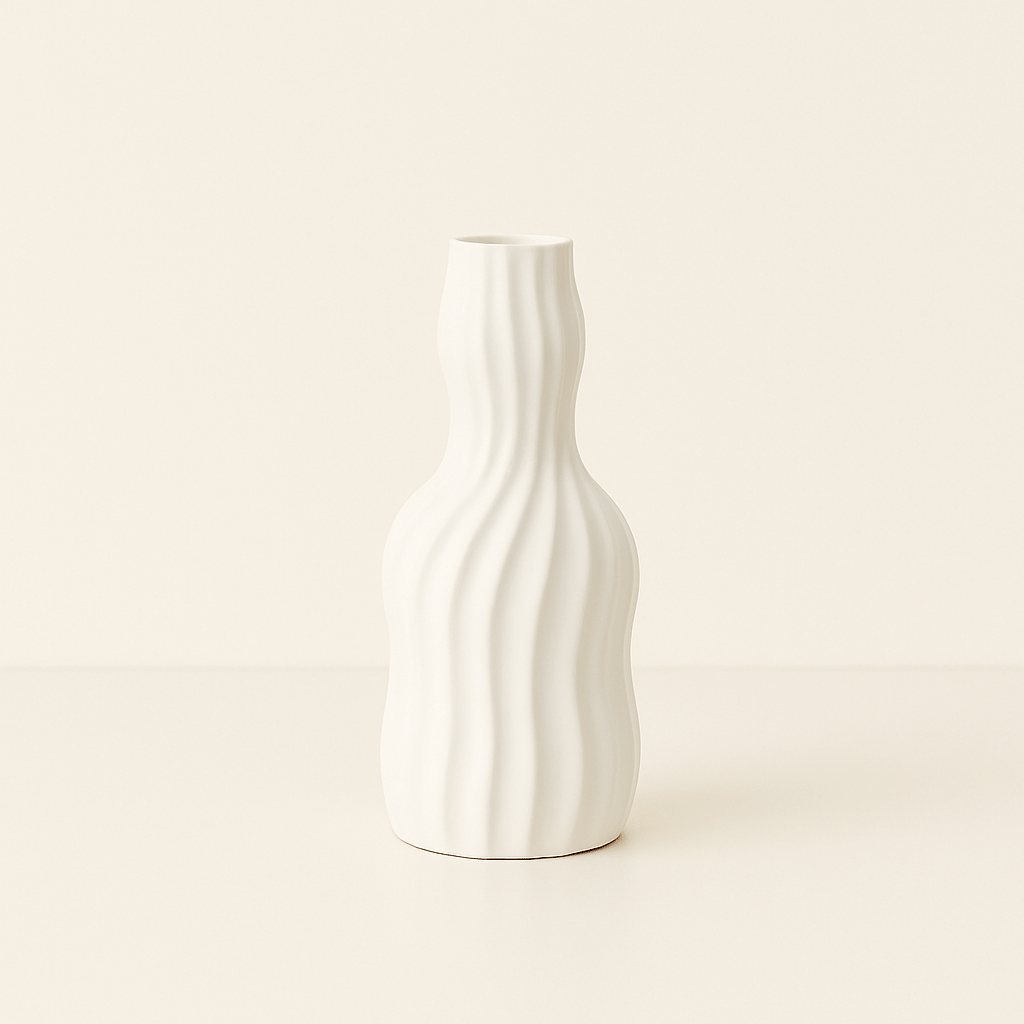 Jarrón Escultura Minimalista en Cerámica Mate - KB Home